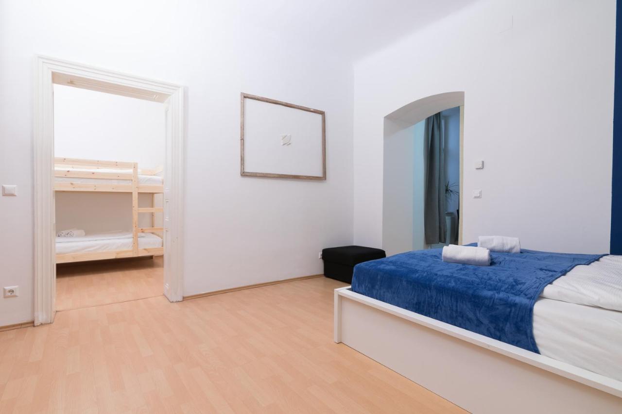 Spacious 2 Bedrooms Apartment In 4Th District Near Karlskirche Viyana Dış mekan fotoğraf