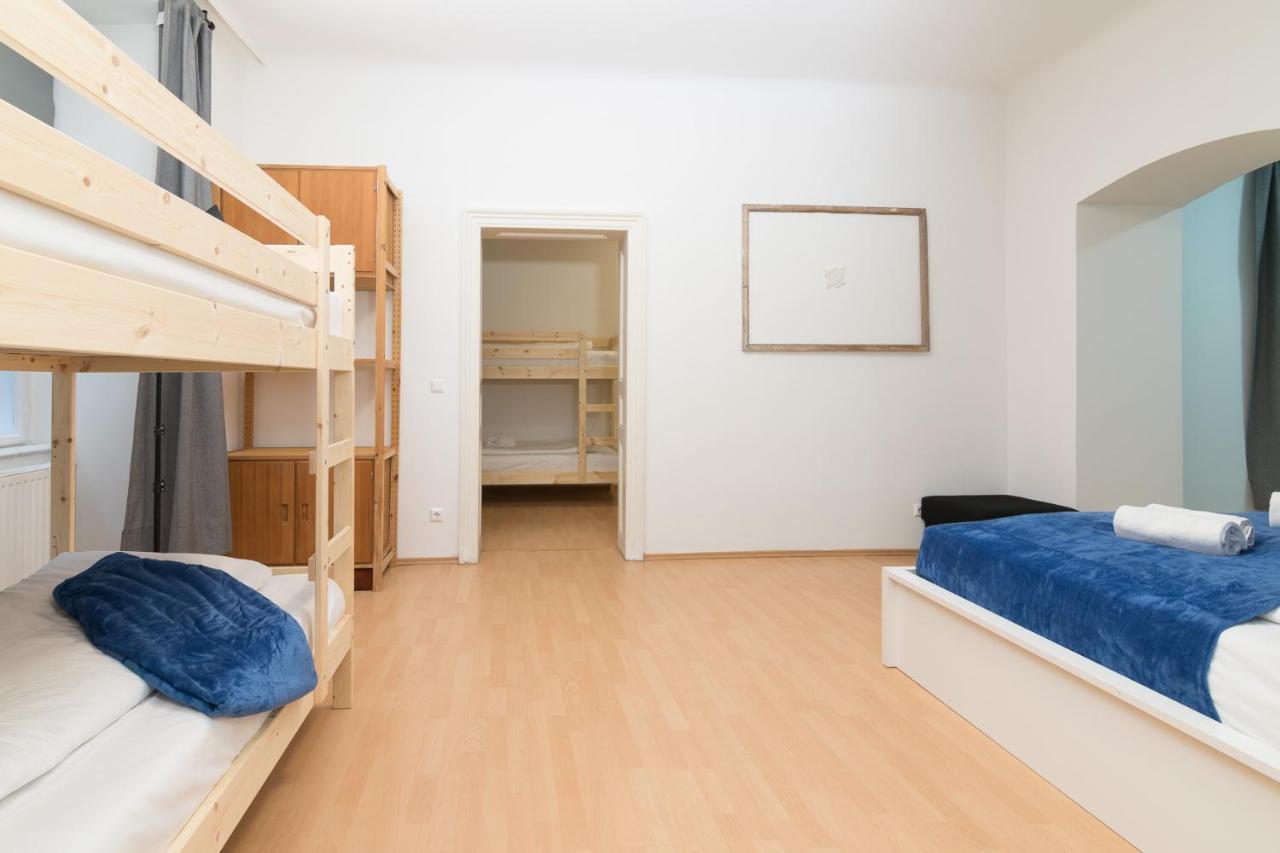 Spacious 2 Bedrooms Apartment In 4Th District Near Karlskirche Viyana Dış mekan fotoğraf